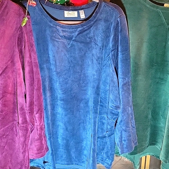 Denim & Company Active Velour Tunics with pockets, Set of 3 - Picture 3 of 7